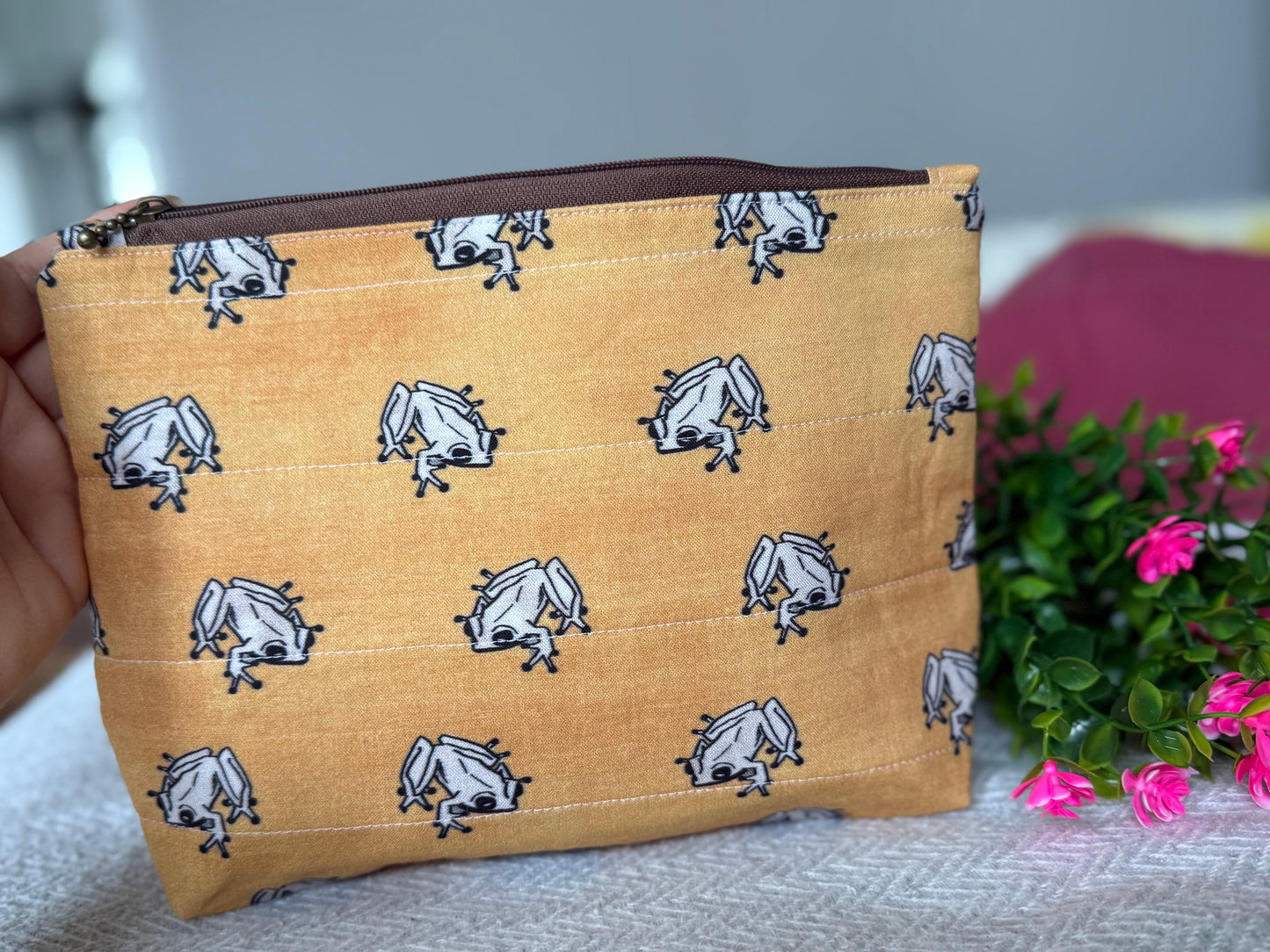 Coquí Cosmetic Pouch – Mustard (Medium)