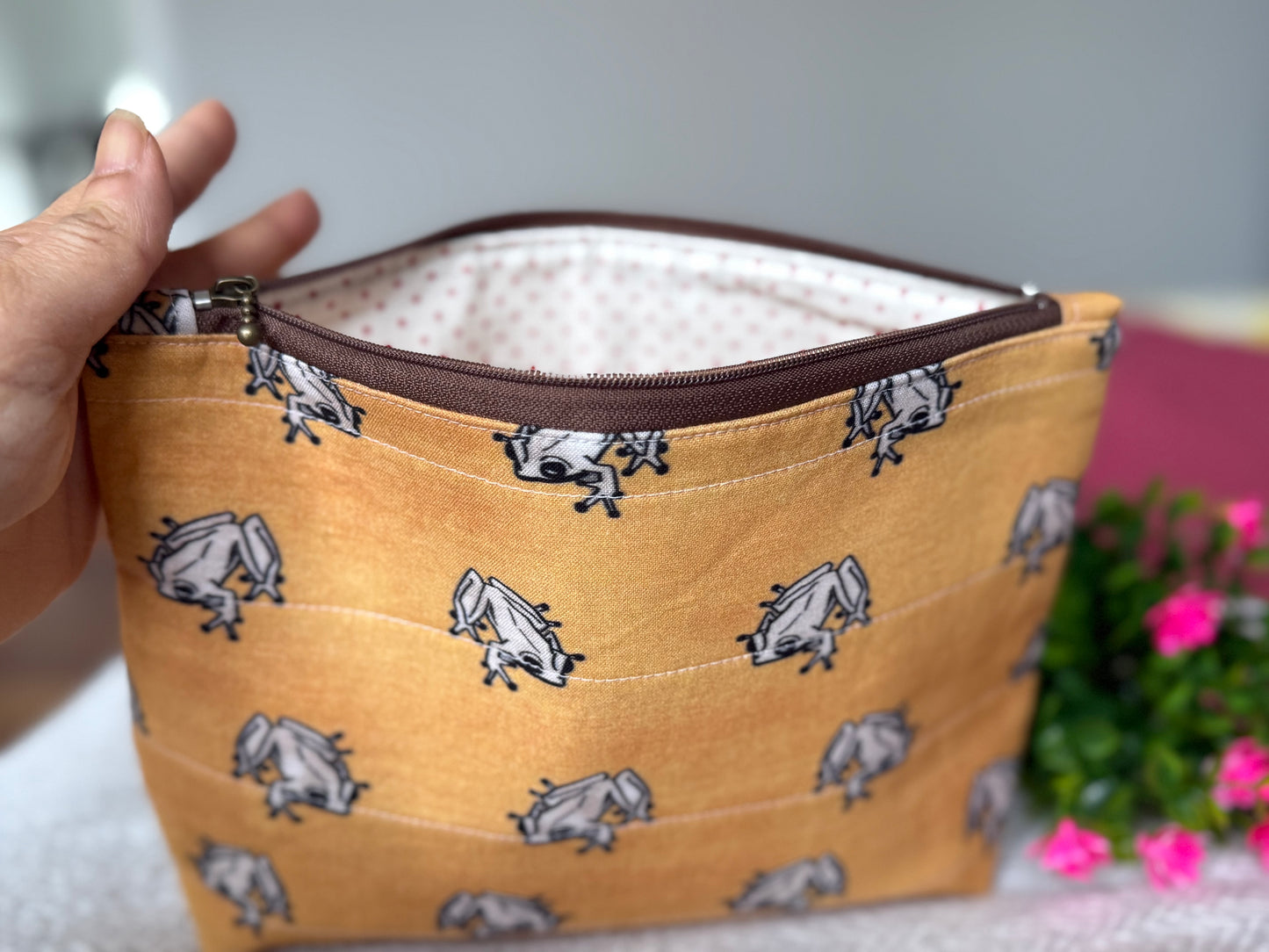 Coquí Cosmetic Pouch – Mustard (Medium)